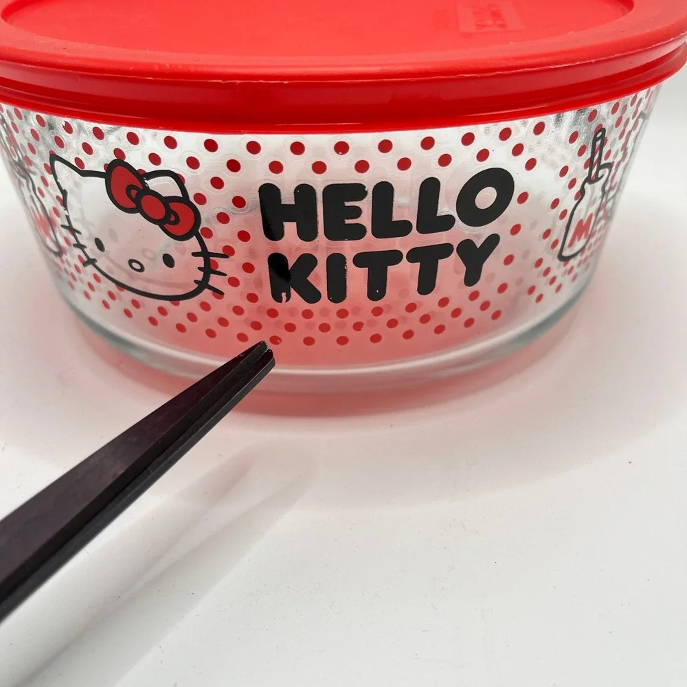 Pyrex Hello Kitty Glass Food Storage Set Red Polka Dot 2pc Round Bowls with Lids